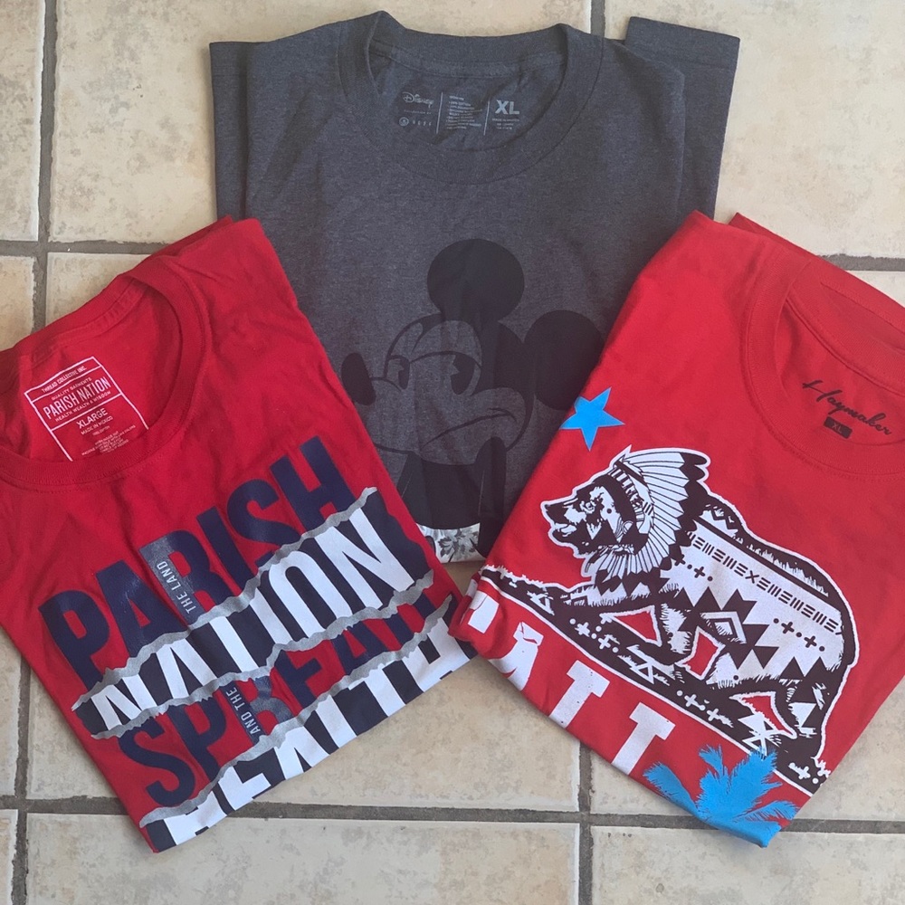 3 T-Shirts
